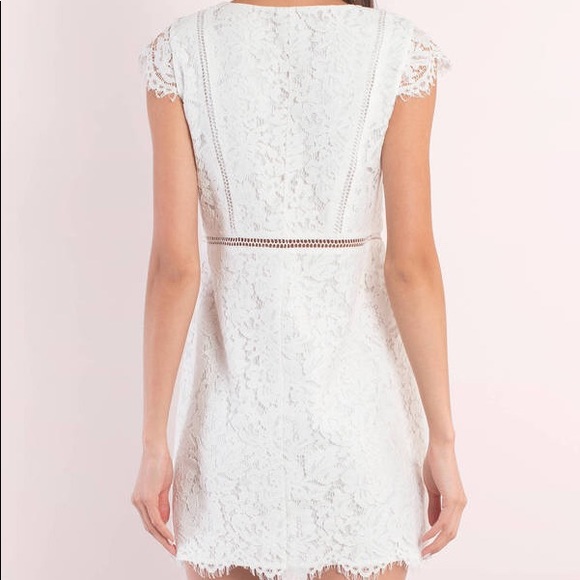 Tobi Sophia Ivory Shift Dress - Picture 3 of 5